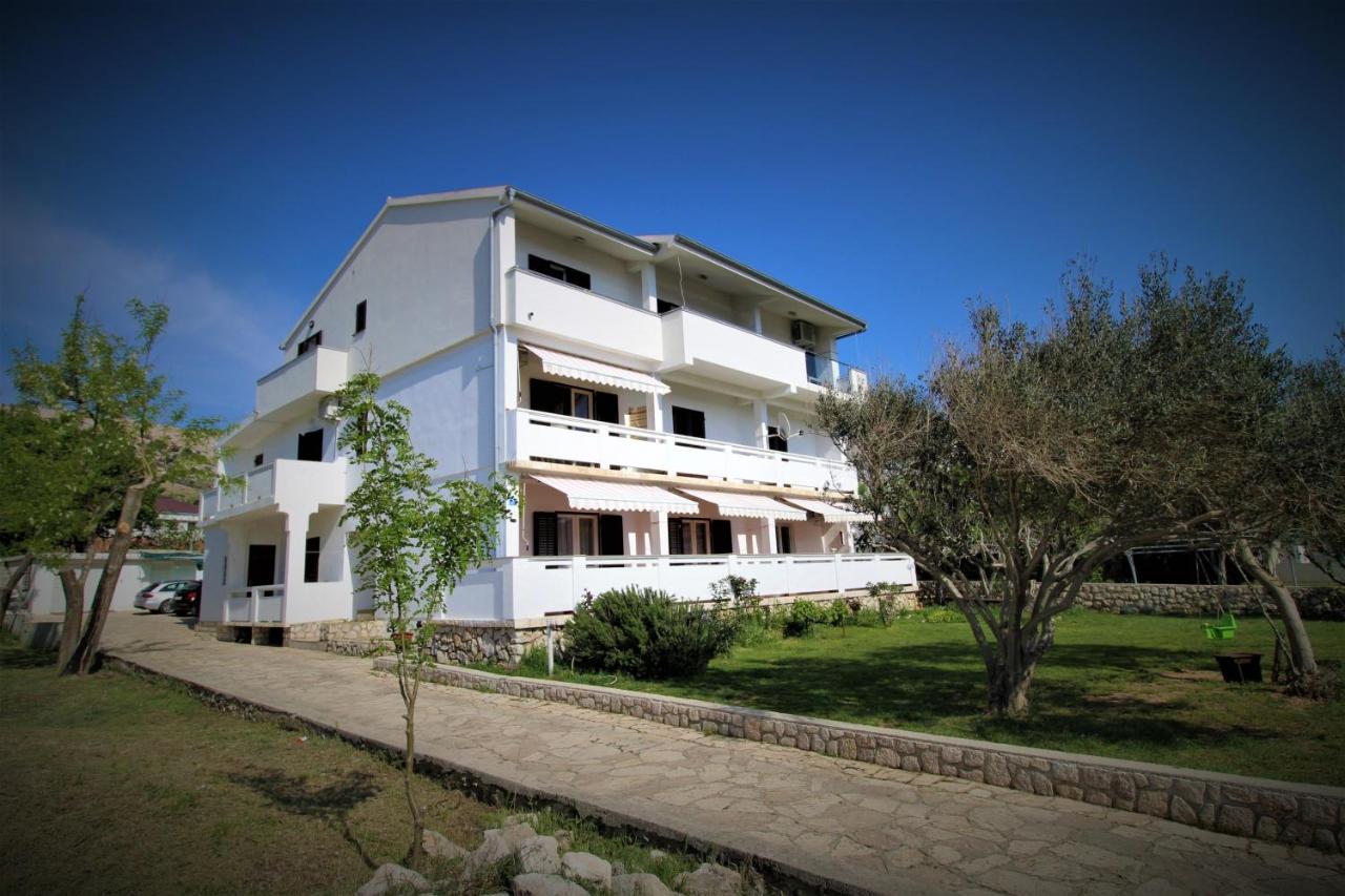 Apartments And Rooms With Parking Space Pag - 13060 Pag Town Exterior photo