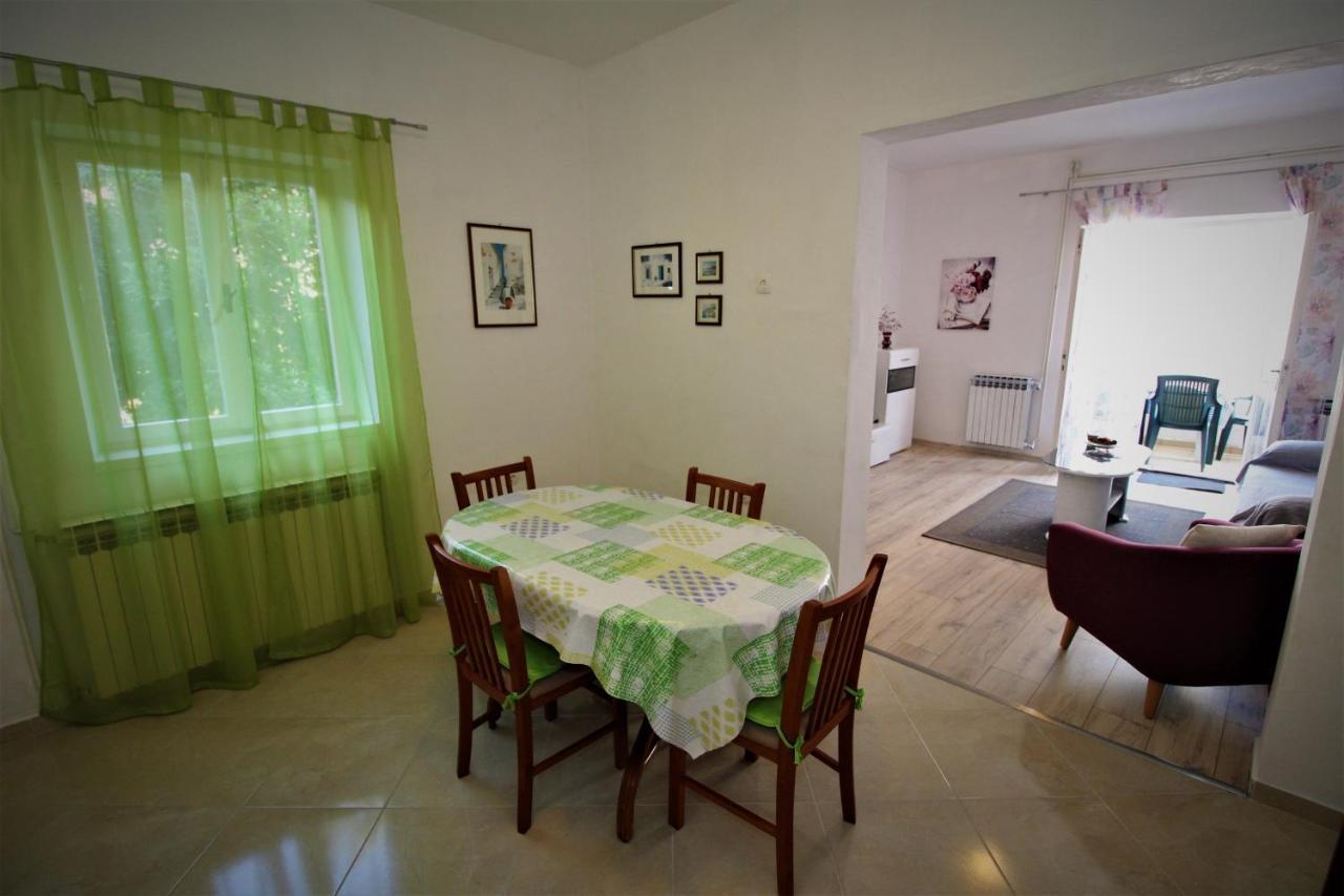 Apartments And Rooms With Parking Space Pag - 13060 Pag Town Exterior photo